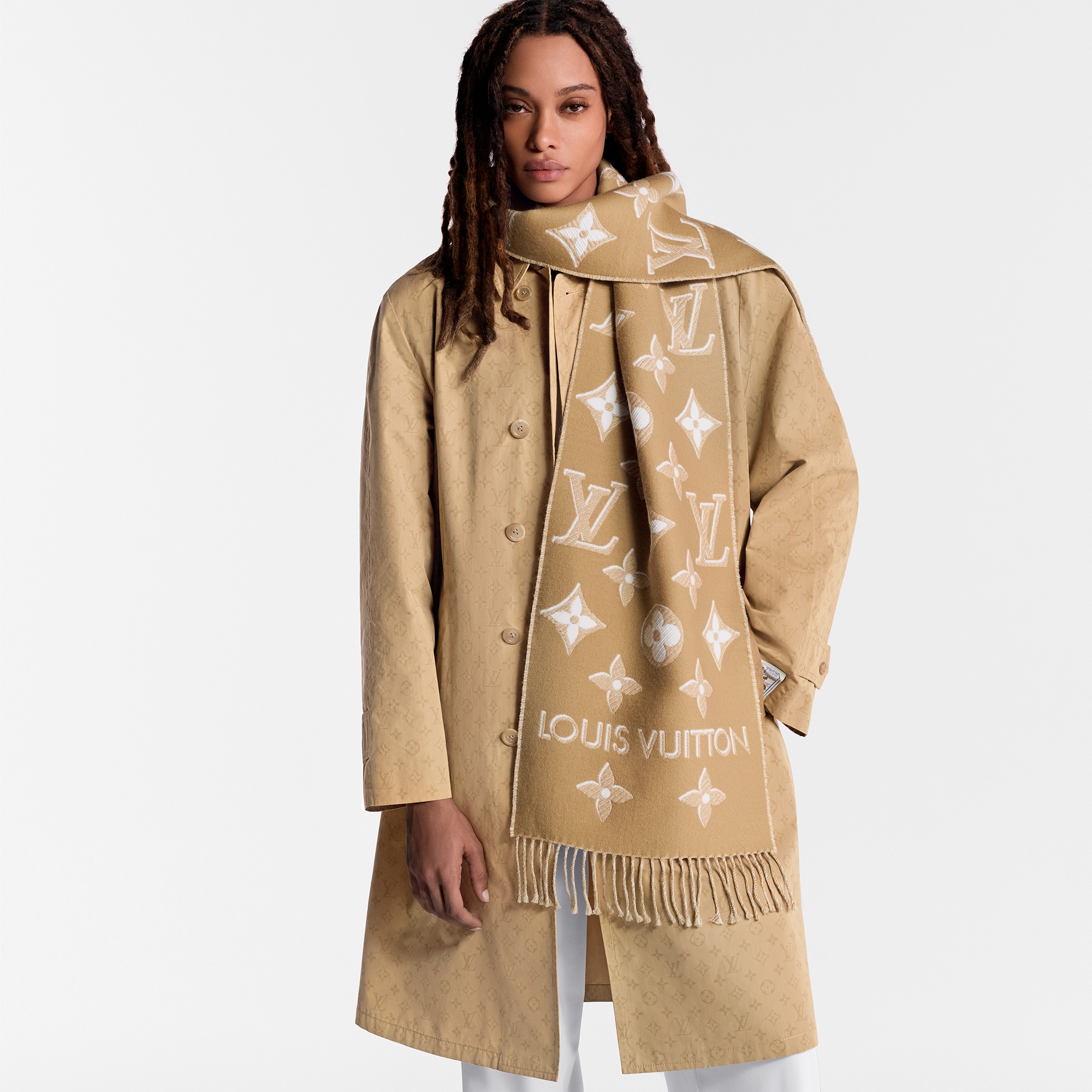 LV Essential Shine Scarf S00 - Accessories M78160 | LOUIS VUITTON